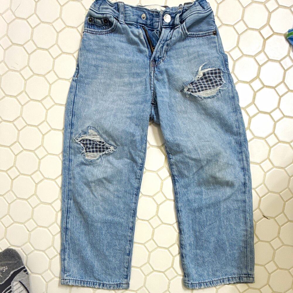 Abercrombie Kids Girls Baggy Jeans 5-6 Regular Light Wash Blue Ripped Denim